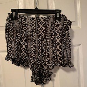 FOREVER 21 SKORT SIZE SMALL